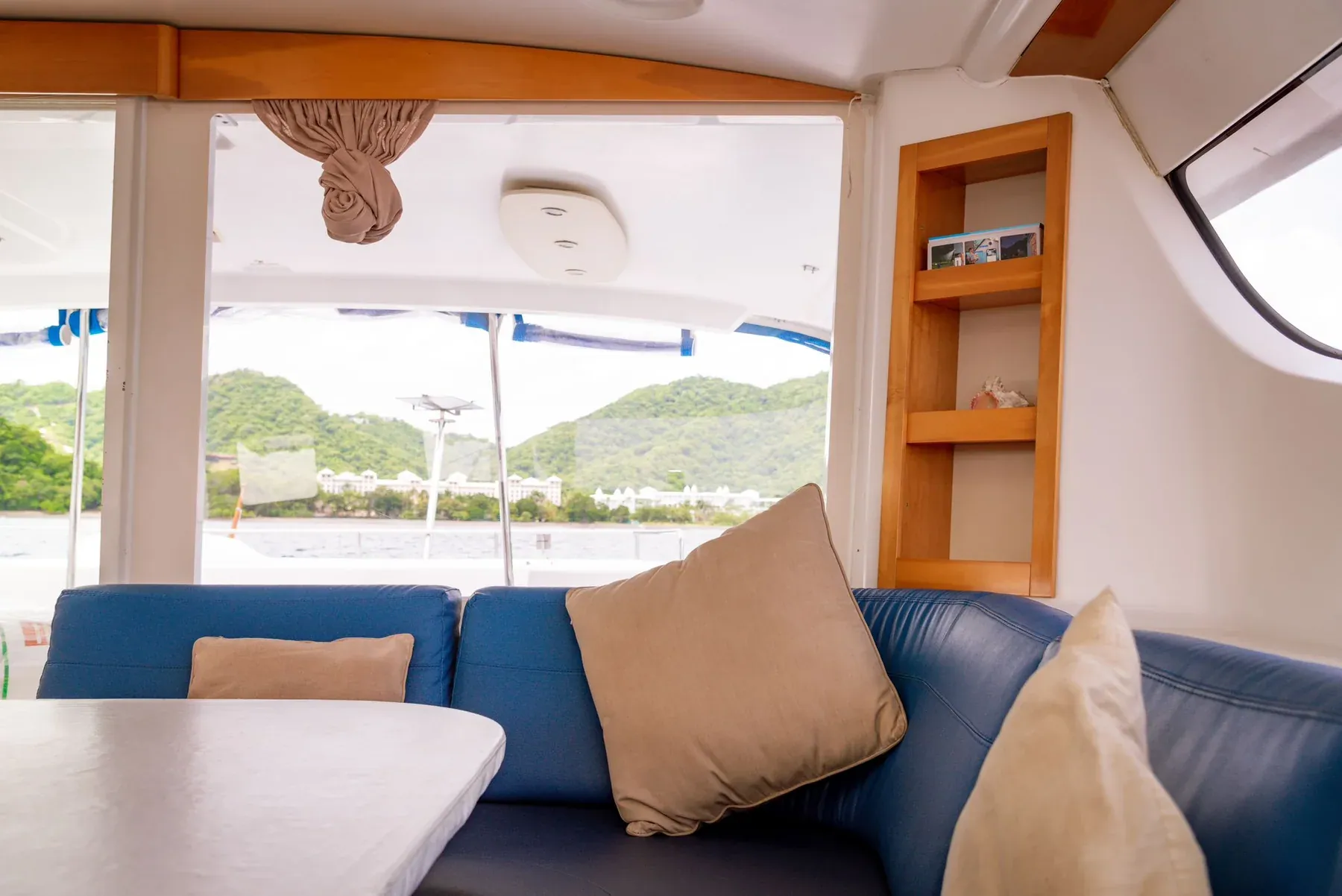 Fountaine Pajot 48 private catamaran in Guanacaste — photo 6